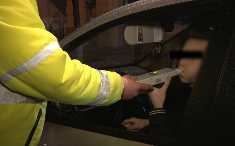 Șofer din Cluj-Napoca, prins la volan beat mangă. Avea alcoolemie mare