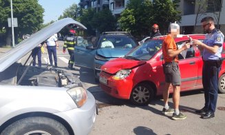 Accident pe strada Constantin Brâncuși. Un tânăr va fi transportat la spital