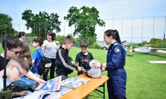 TOP GUN à la Cluj: Elicopter, tehnică de aviație și bootcamp amenajat special pentru copii, de 1 Iunie