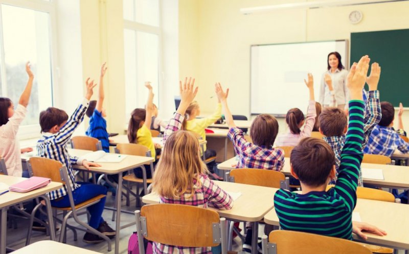 Au început probele de admitere în clasa a V-a în școlile din Cluj cu program intensiv de predare a unei limbi străine