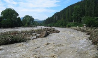 Cod galben de viituri pe râuri din mai multe județe, până duminică. Avertismentul hidrologilor