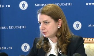 Scandal în școală! O profesoară a fost înregistrată când le spunea elevilor că Ligia Deca este “o imbecilă”, “o analfabetă”