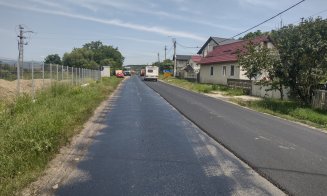 Asfalt pe un nou drum județean din Cluj. Ce alte lucrări se mai fac
