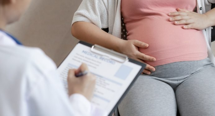 Multe dintre refugiatele din Ucraina care au născut în România s-au arătat nemulțumite de experiența trăită în spital