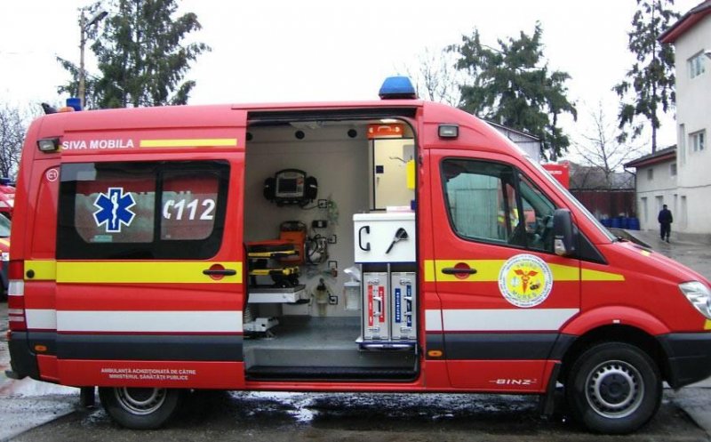 ACCIDENT la Tureni! Trei persoane au fost rănite / Femeie, transportată la spital