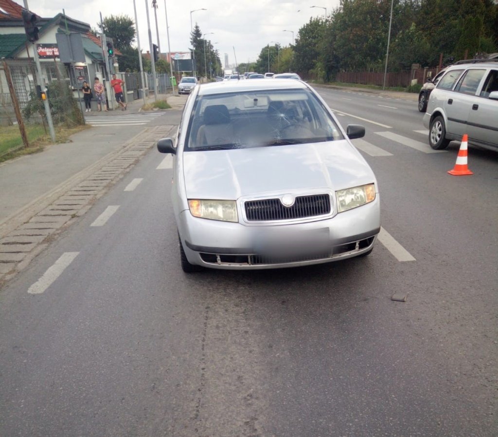 ACCIDENT în Florești! Tânără de 20 de ani, lovită de o mașină / A fost transportată la spital