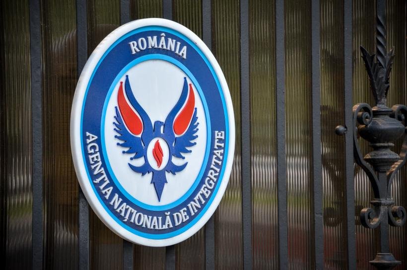 Primar din Cluj, găsit în conflict de interese de ANI! Era băgat în „combinații” cu fiul său