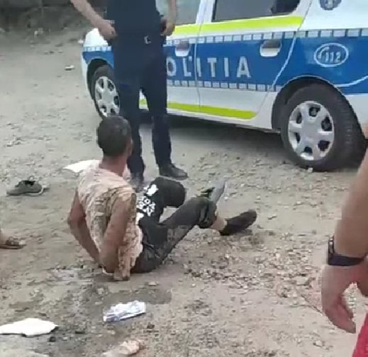 Incident grav! Un bărbat agresiv a fost împușcat de polițiști