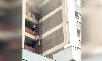 A luat foc un hotel din Băile Felix! Turiştii, evacuaţi pe scara exterioară de incendii