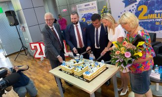 Pasagerul cu numărul 2 milioane din acest an de pe Aeroportul Internațional Cluj. Ce cadou a primit