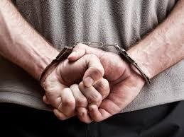 Zeci de percheziții în Cluj într-un dosar de trafic de droguri. Substanțele psihoactive erau vândute și cu 500 de lei