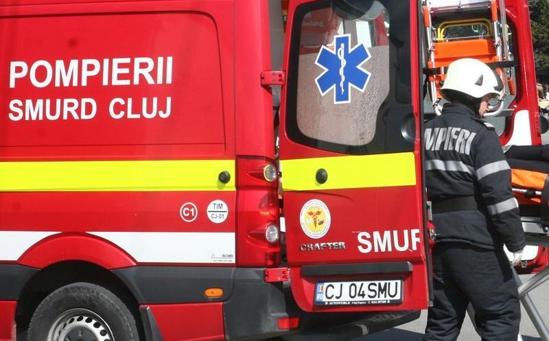 Mașină ieșită în decor în urma unui accident, într-o localitate din Cluj