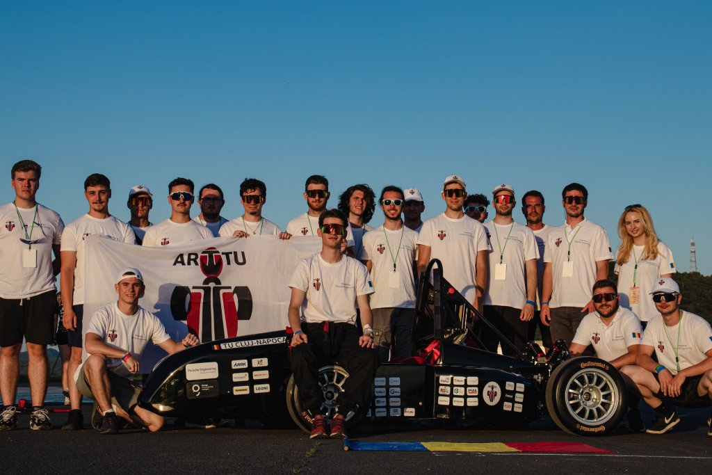 Mașina creată de echipa Universității Tehnice Cluj-Napoca a concurat în circuitul Formula Student din Cehia