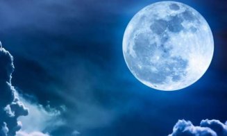 Superluna Albastră, vizibilă în această noapte! Fenomenul astronomic va mai avea loc abia în 2032