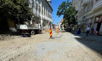 Clujenii au umor. Ironii la adresa lucrărilor de reabilitare de pe Strada Universității: ,,Râdeți voi râdeți, dar va arăta excepțional în 2046”