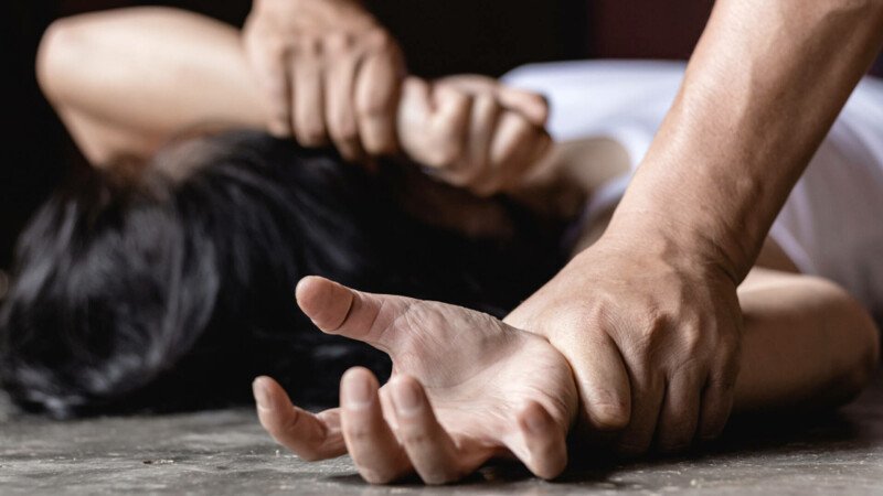 Cine este violatorul din gara din Câmpia Turzii! Bărbatul a fost prins de autorități