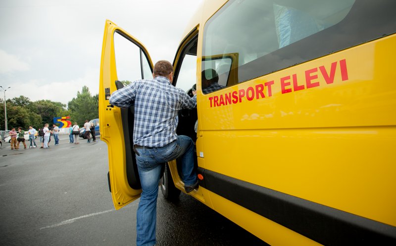 Primarul Pivariu a anunțat programul transportului școlar de pe raza comunei Florești