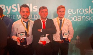 Studenții UTCN premiați la concursul european „Robot System Integration”, din cadrul EuroSkills, Gdańsk 2023