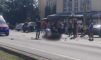 Accident GRAV cu un motociclist în Cluj! Bărbatul este inconștient / Elicopterul SMURD intervine
