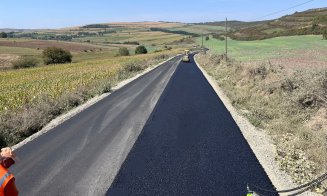 Se asfaltează un nou sector de drum județean din Cluj! Mai urmează și altele