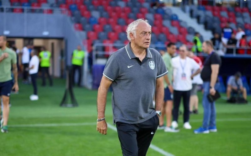 Avertismentul lui Mandorlini înainte de jocul cu Petrolul: "E o echipă periculoasă. Avem nevoie de un rezultat bun"