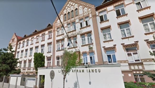 Efectul "viza de flotant": Ce nemulțumiri au părinții într-o școală din centrul Clujului