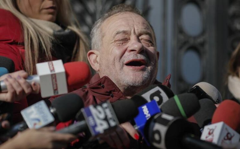 Dumitru Buzatu, la Curtea de Apel Iași: „Escrocule, nu scapi de puşcărie”, i-a strigat o persoană