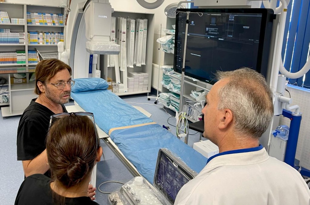 Al Di Meola, mesaj de recunoștință după internarea în spitalul din Capitală: "Sunt pe veci recunoscător pentru tot. Nu aș fi aici dacă nu..."