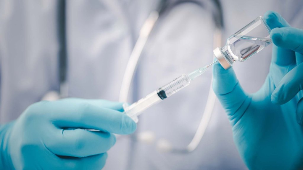 Guvernul a aprobat Strategia națională de vaccinare până în 2030. Rafila: Nu are nicio legătură cu obligativitatea vaccinării