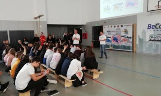 Workshop-uri cu piloţii Napoca Rally Academy pentru liceenii din Cluj