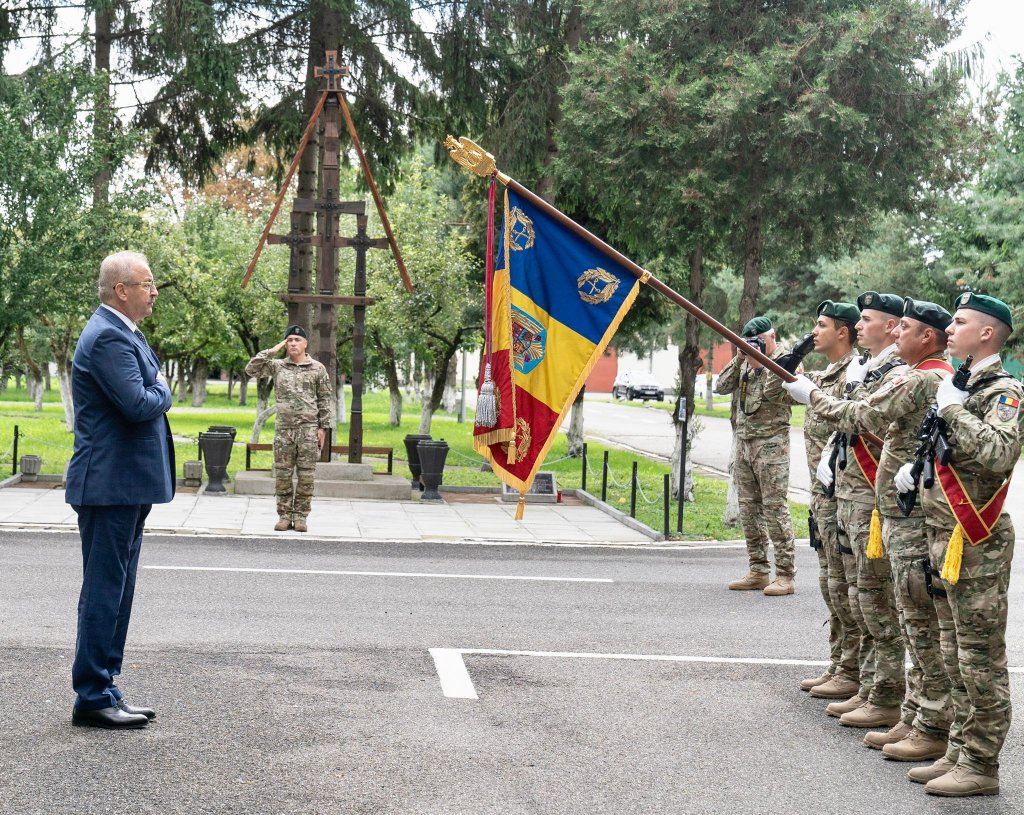 Clujeanul Vasile Dîncu, mesaj de Ziua Armatei: „Gândurile mele se îndreaptă azi spre toți cei care au luptat și au plătit cu viața pentru libertatea noastră”