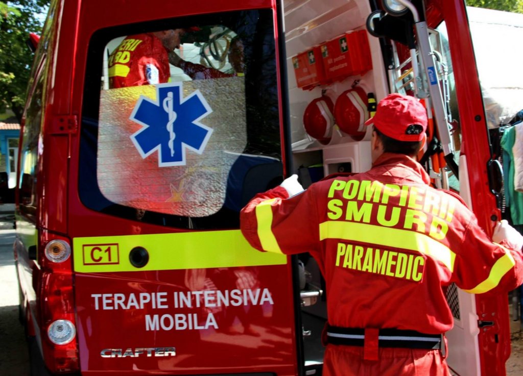 Copil pe trotinetă, LOVIT de o mașină în Cluj-Napoca. A fost transportat la spital cu SMURD-ul