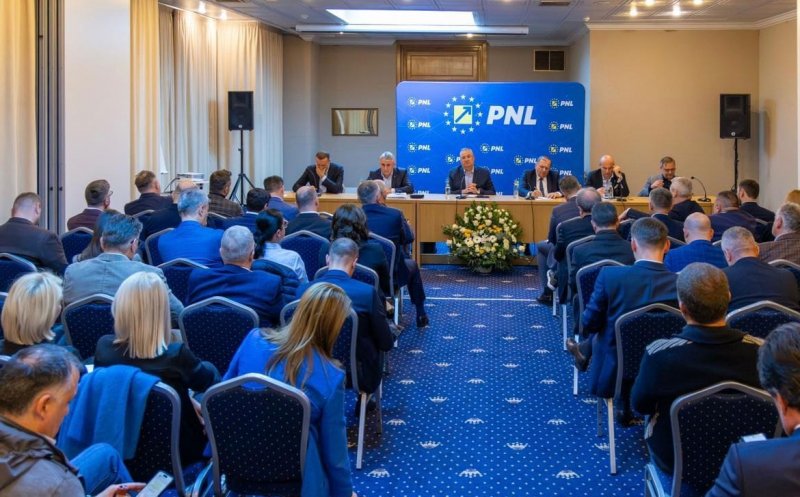 Ședință a conducerii PNL, la Sinaia! Liberalii vor să meargă pe cont propriu la alegerile din 2024
