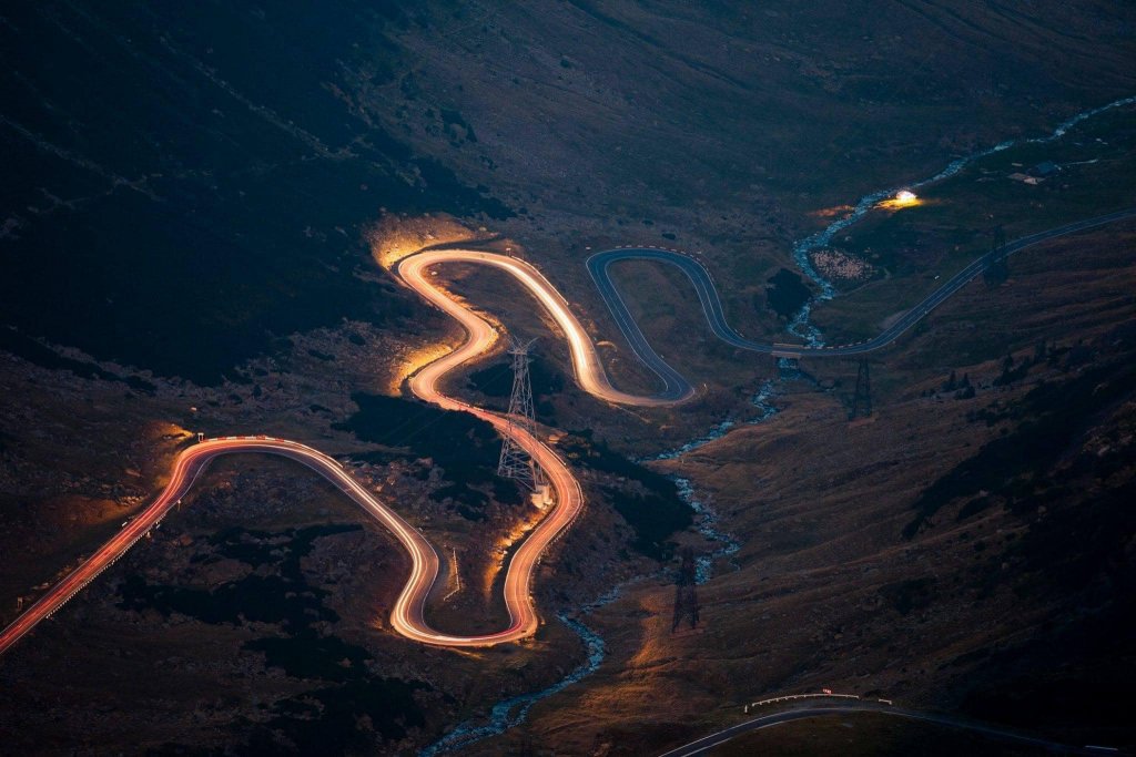 S-au închis Transfăgărășanul și Transalpina