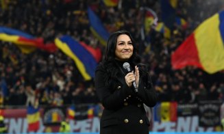 "Piele de găină" la inmul cântat de Andra pe Arena Naţională  vs. "Câți bani ai luat?"