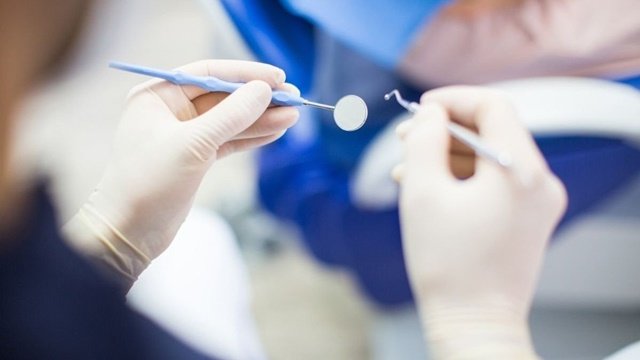 Persoanele diagnosticate cu autism vor beneficia de tratamente stomatologice gratuite