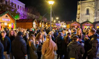 Momente magice, și aseară, la Târgul de Crăciun din Cluj-Napoca. Ce poți face astăzi pe „Planeta Crăciun”
