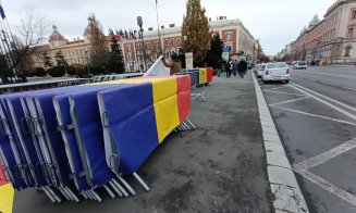 Ultimele pregătiri pentru parada de 1 Decembrie. Polițiștii clujeni fac ordine în centrul orașului și ridică mașinile