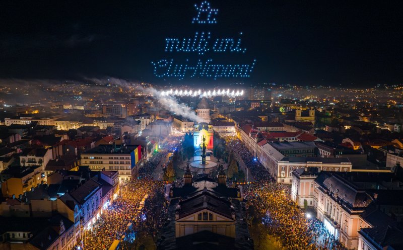 Show impresionant de drone la Cluj-Napoca: Spectacolul de Ziua Națională