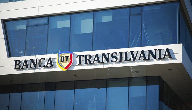 Fitch confirmă ratingul Băncii Transilvania, cu perspectivă stabilă
