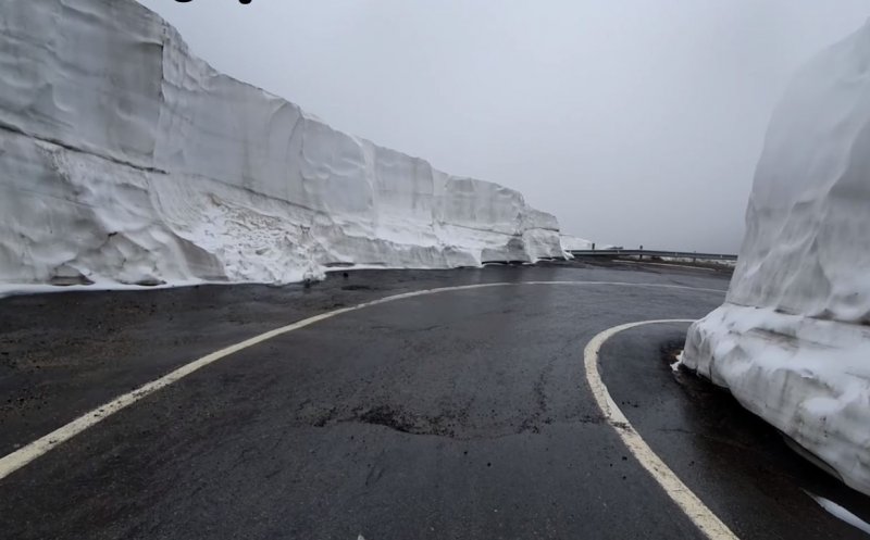 Transfăgărășanul și Transalpina ar putea fi redeschise temporar, dacă vremea va permite
