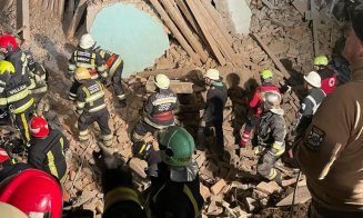 Incident cumplit la Odorheiu Secuiesc: Un internat de liceu s-a prăbuşit, mai multe persoane prinse sub dărâmături / O victimă a decedat