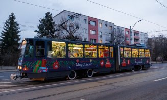 Copiii din Cluj îl pot întâlni pe Moș Crăciun... în tramvai