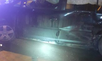 Accident pe un drum din Cluj. Trei tineri, transportați la spital