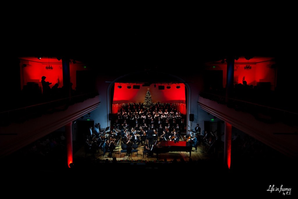 Triplă reprezentanție a concertului de Anul Nou al Filarmonicii orădene, în week-end. Evenimentul este sold out!