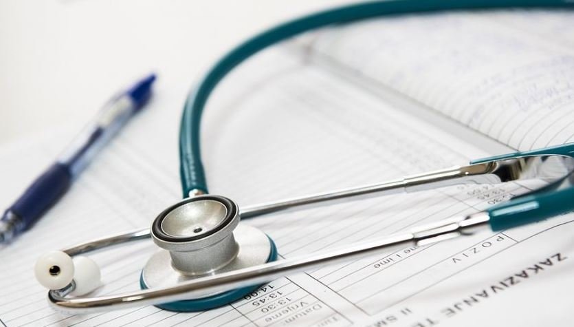 Colegiul Medicilor cere o "politică coerentă" în Sănătate: "Situaţia este alarmantă. Peste jumătate dintre medicii de familie din România au peste 60 de ani"