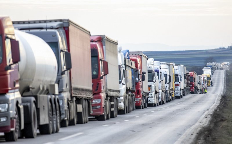 IPJ Cluj, către șoferi: "Recomandăm alegerea unei rute alternative spre Florești. Traficul este îngreunat de protestul transportatorilor"