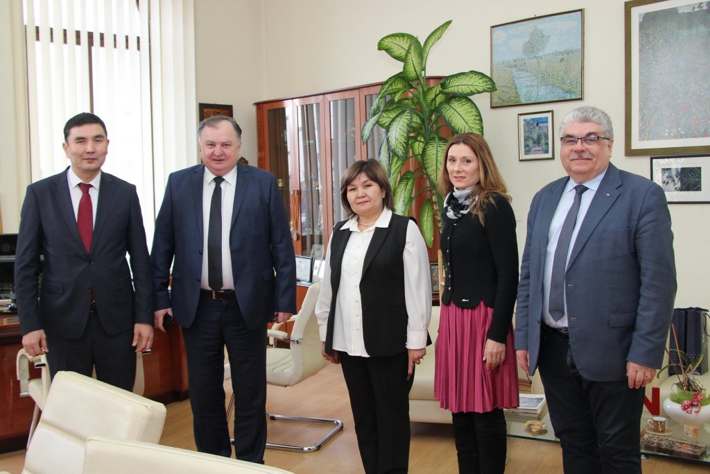 Rectorul de la Kyrgyz State Technical University, în vizită la Universitatea Tehnică din Cluj-Napoca