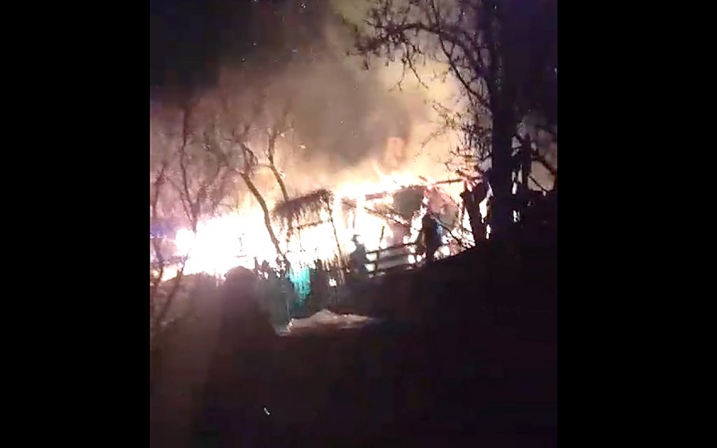 INCENDIU în județul Cluj: Un bărbat imobilizat la pat a fost ucis de flăcări