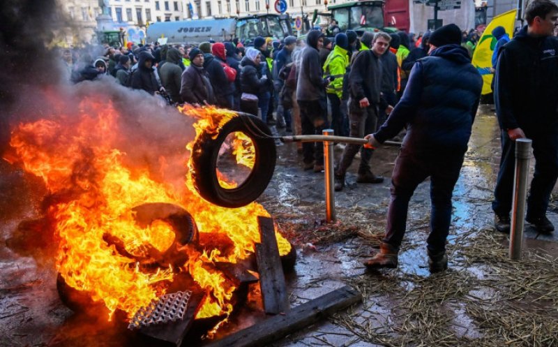 Primarul Clujului a fost în mijlocul protestului din Bruxelles: „M-am dus să iau pulsul. Să înțeleg exact revendicările fermierilor”